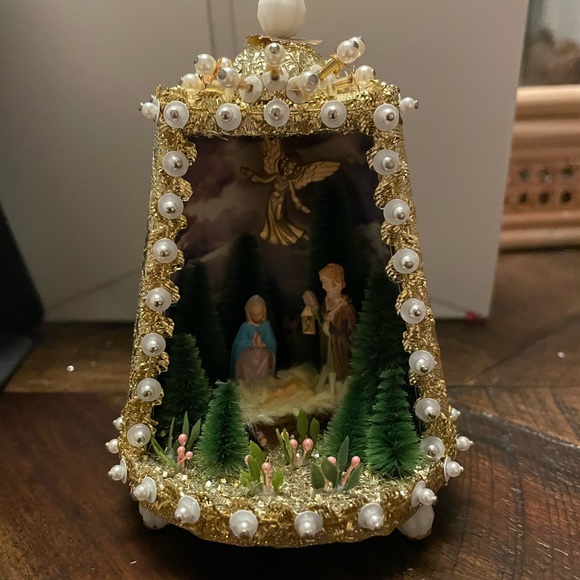 Holiday Vintage Nativity Scene Gold Vintage Ornament Poshmark